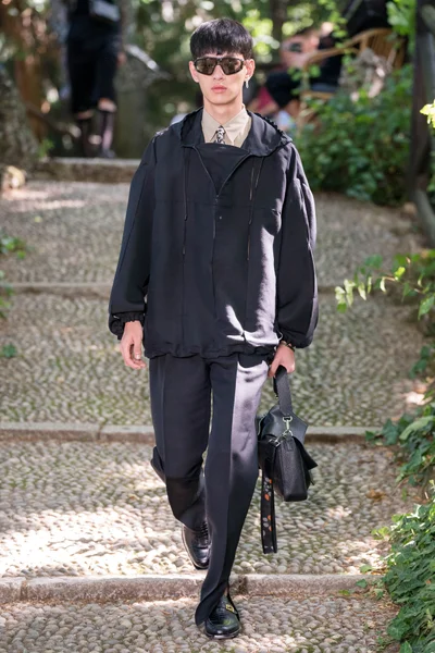 Look 34